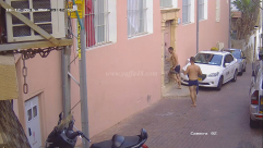  بالفيديو: "أخرجوا هؤلاء المستوطنين العراة من حي تلة العرقتنجي بمدينة يافا"